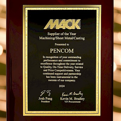 PENCOM Salem é Nomeada Fornecedora do Ano pela Mack Molding